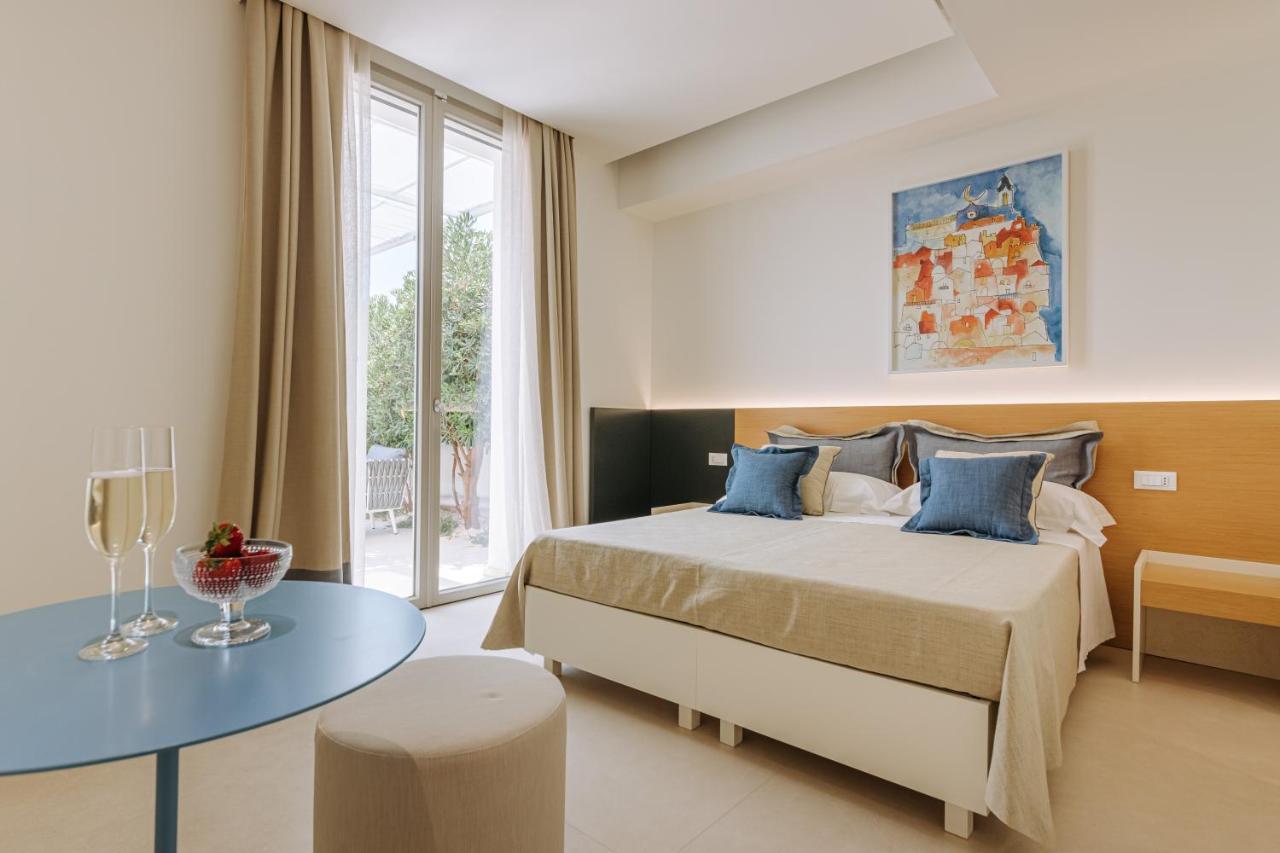 Miramare Blue Stay Torre Santa Sabina Bagian luar foto